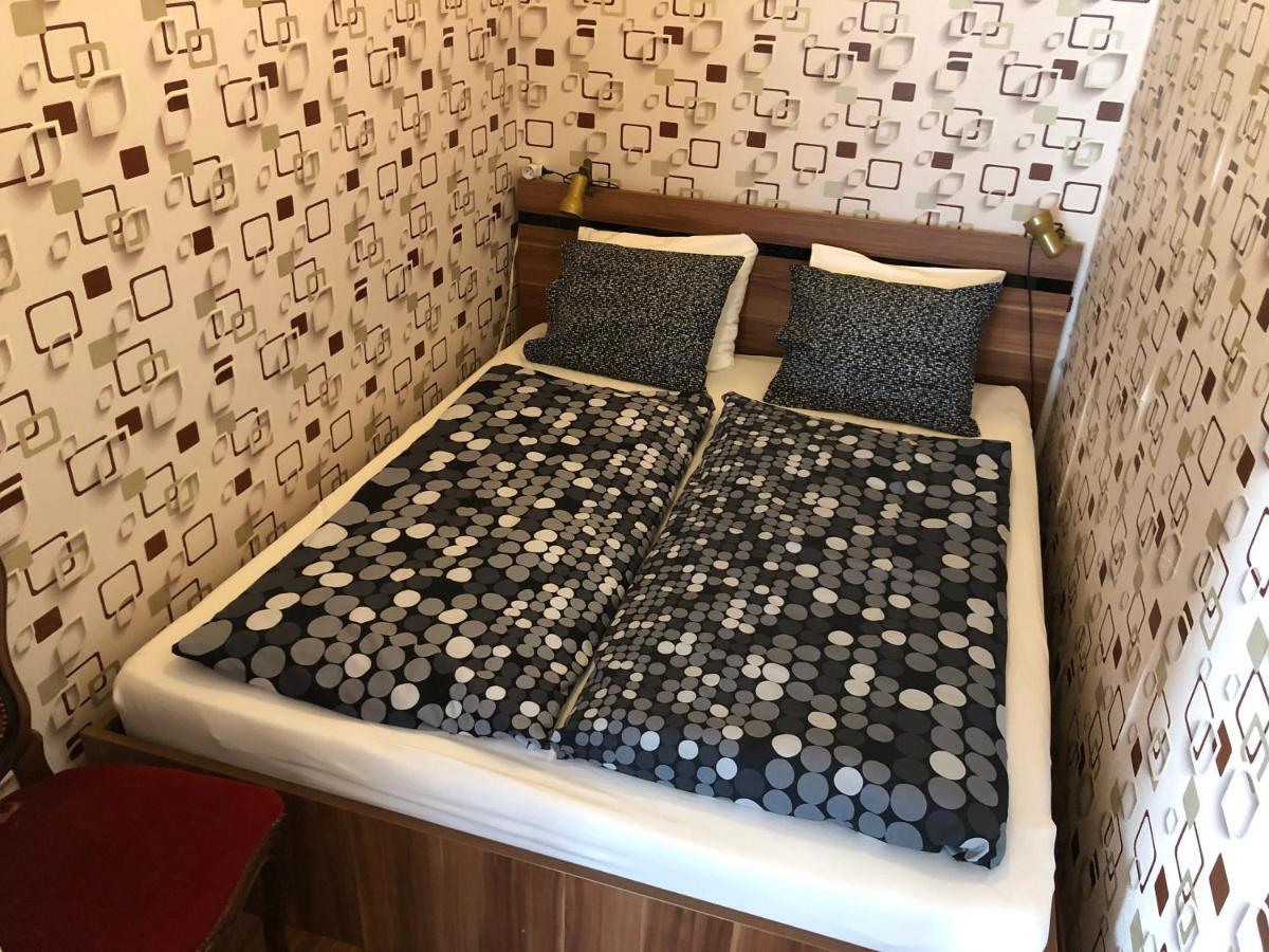 Home Away Main Square Apartment Poprad Exterior photo